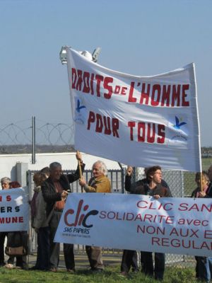 Affiche du film Contre les murs