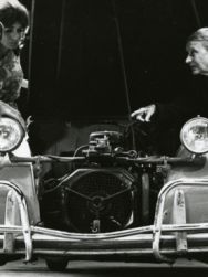 La vielle dame indigne