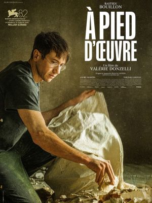 Affiche du film À pied d'œuvre