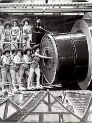 Le voyage extraordinaire suivi de "Voyage dans la lune"