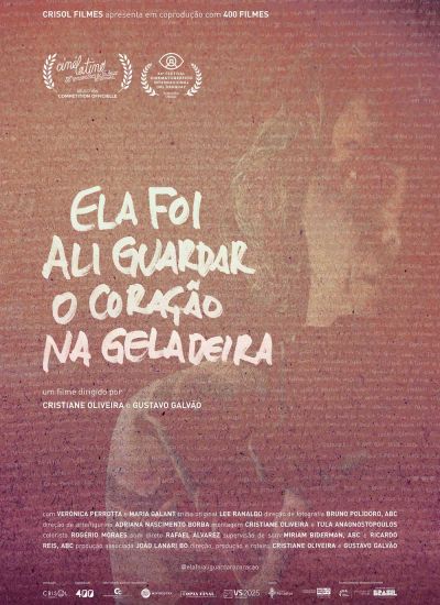 Ela Foi Ali Guardar O Coracao Na Geladeira